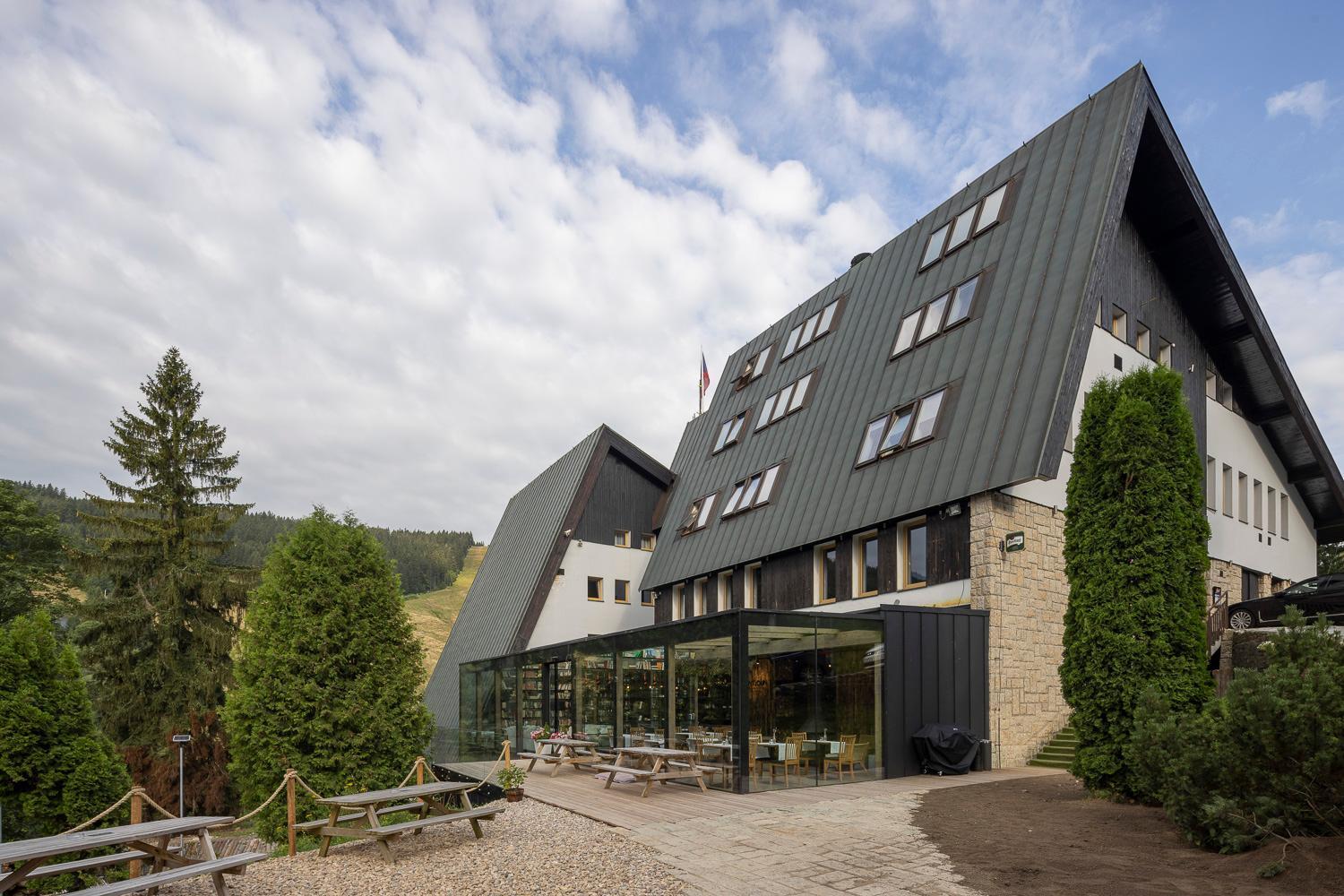 Pytloun Wellness Hotel ハルラホフ エクステリア 写真